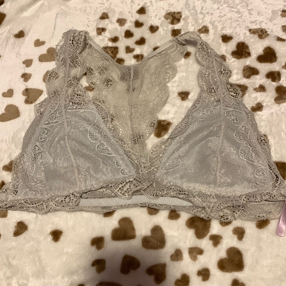 Bralette - Picture 1 of 3